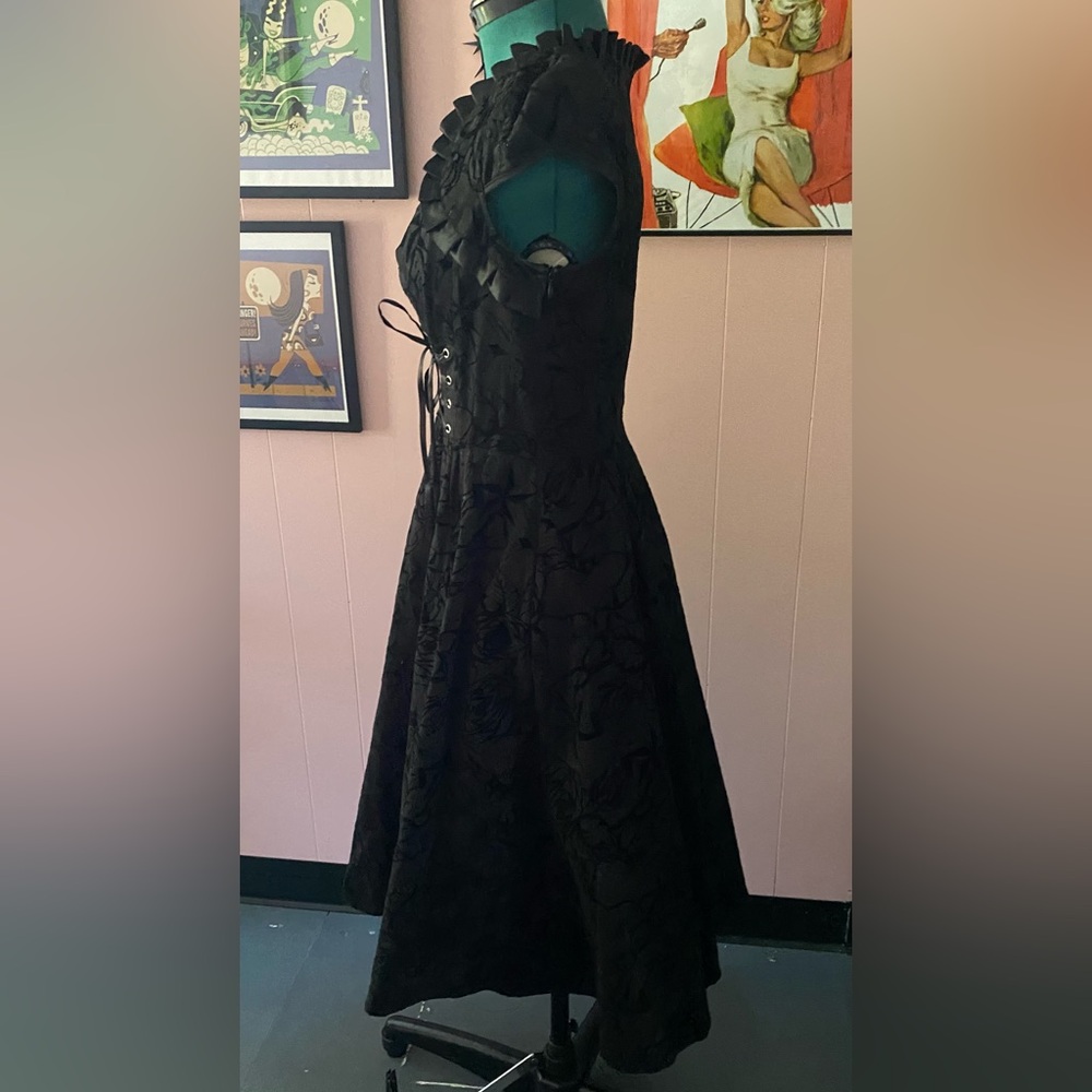 Velvet Burnout Rockabilly Print Corset Ribbon Trimmed Dress Queen Anne Neckline - Picture 3 of 16